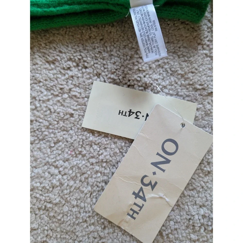 On 34th Green Winter Scarf NWT MC9542304 Women One Size Ribbed Knit